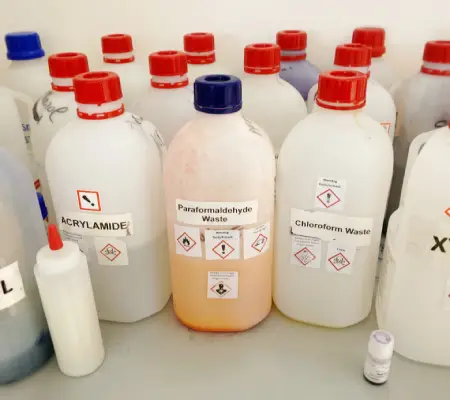 NR 20 Segurança e Saúde no Trabalho com Inflamáveis e Combustíveis NR 20 Segurança e Saúde no Trabalho com Inflamáveis e Combustíveis