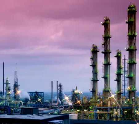 NR-33 - Segurança e Saúde nos Trabalhos em Espaços Confinados NR-33 - Segurança e Saúde nos Trabalhos em Espaços Confinados